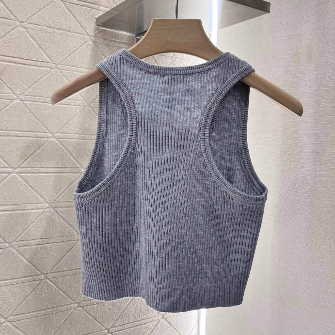 Minimalist Hem Embroidered Knitted Vest