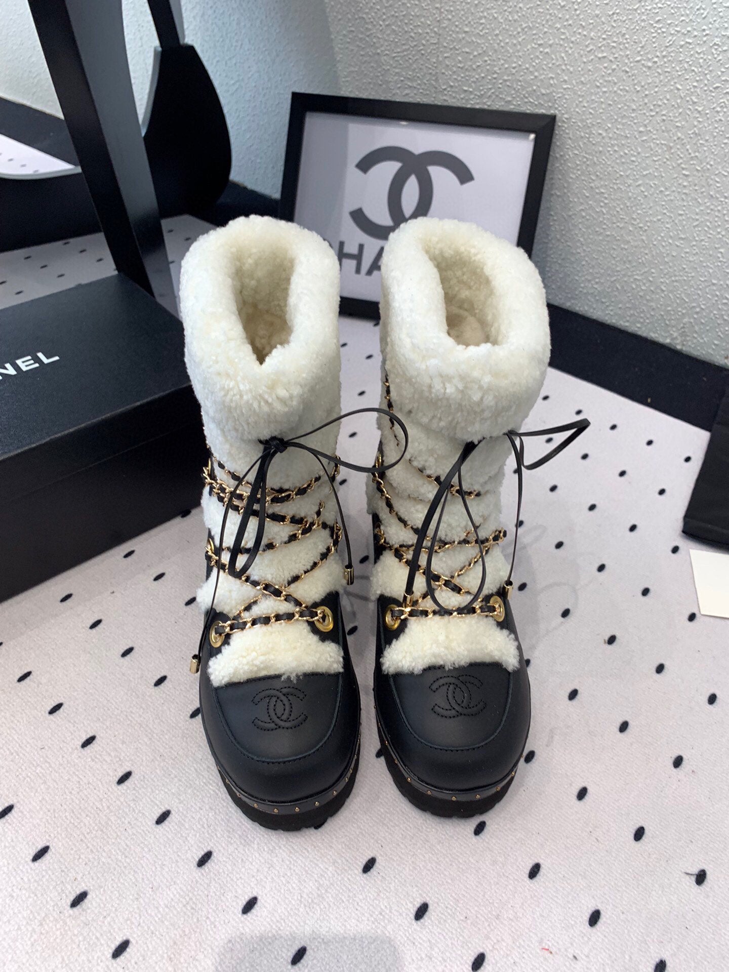 25 Classic snow boots