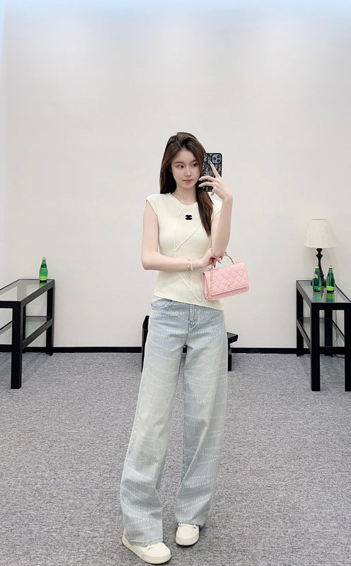 25 new products Knitted tops