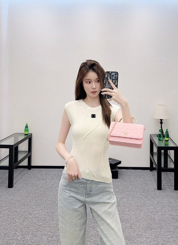 25 new products Knitted tops