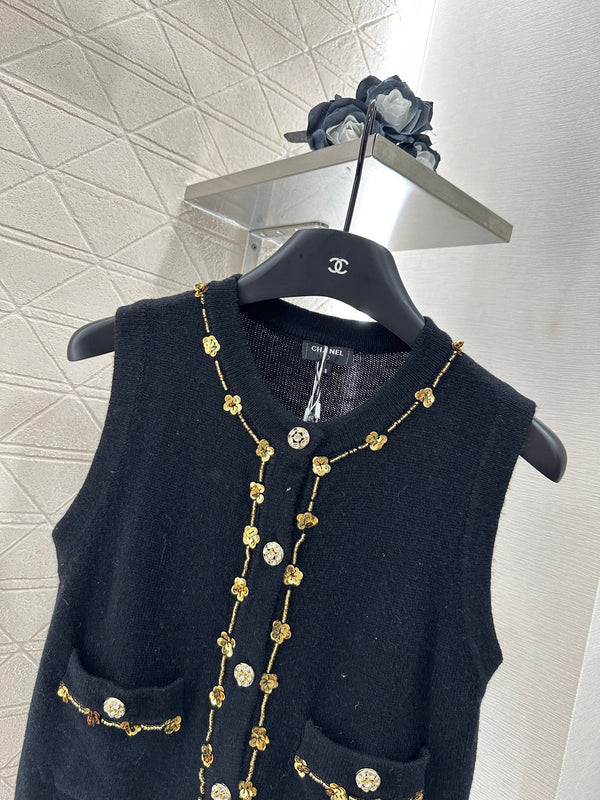 25 New Arrival Beaded Knit Vest