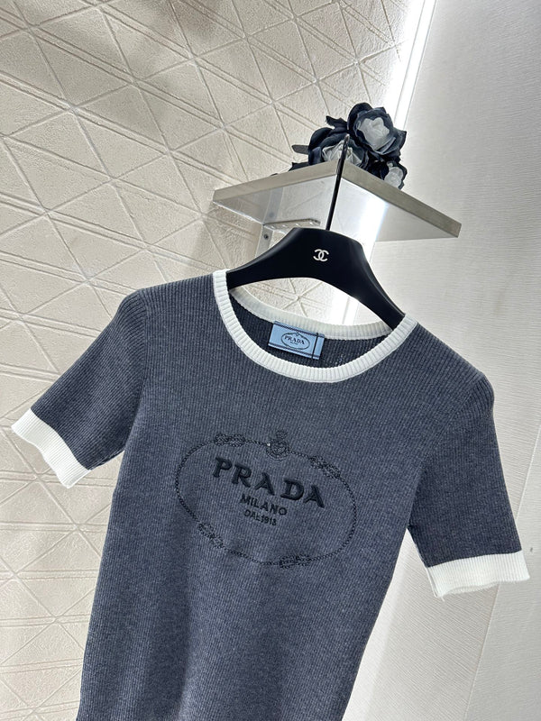 25 new product Embroidered knitted short sleeves