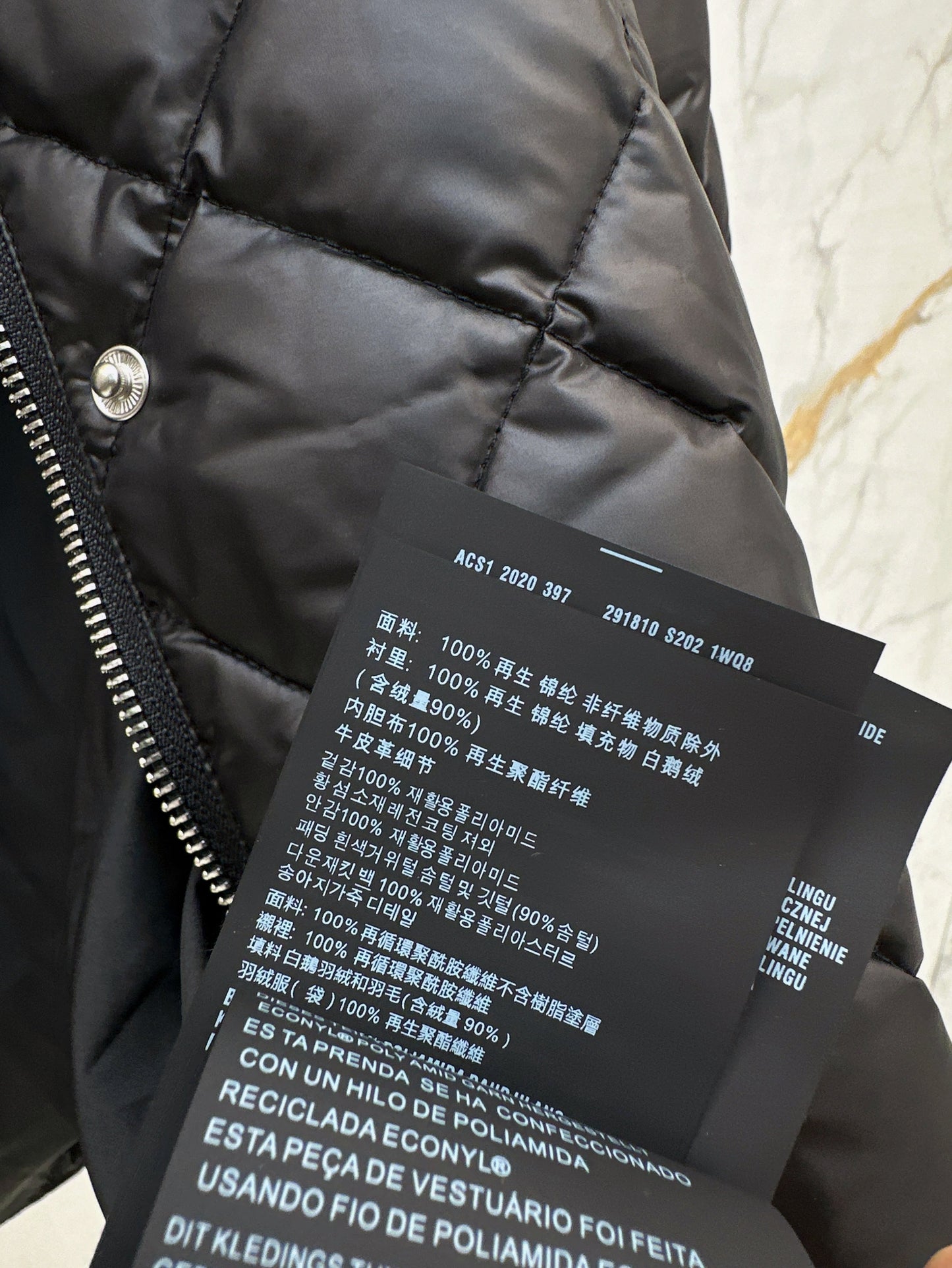 Diamond-patterned lapel short down jacket