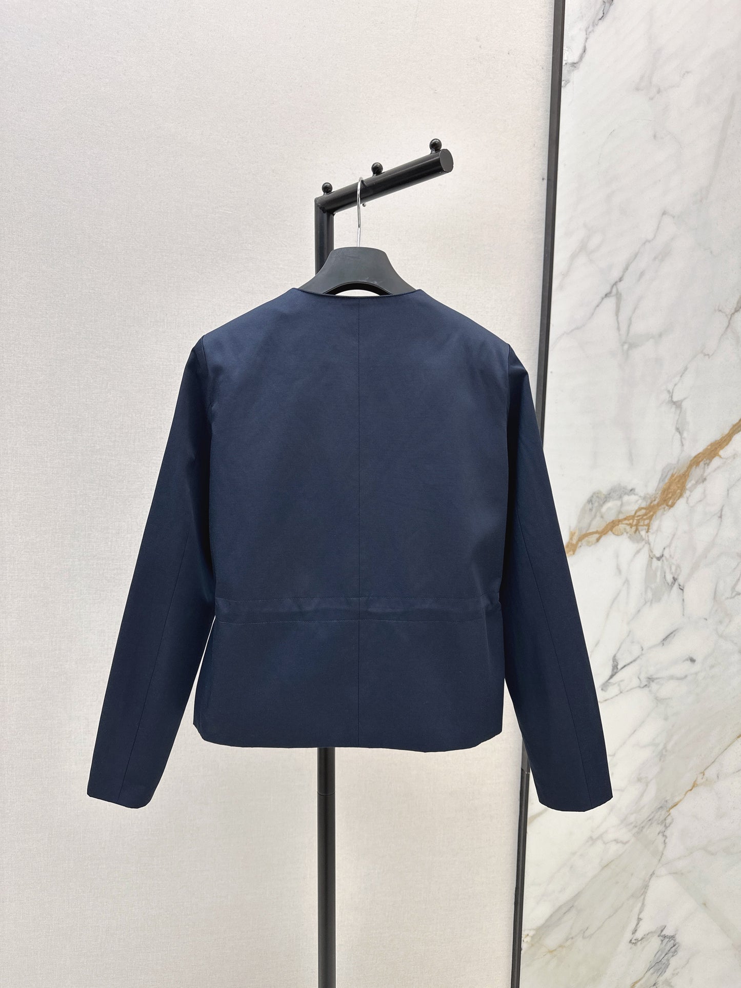 Round-neck, waisted trench coat