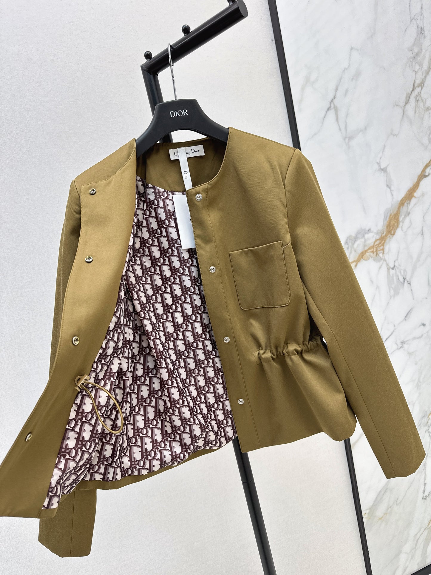 Round-neck, waisted trench coat