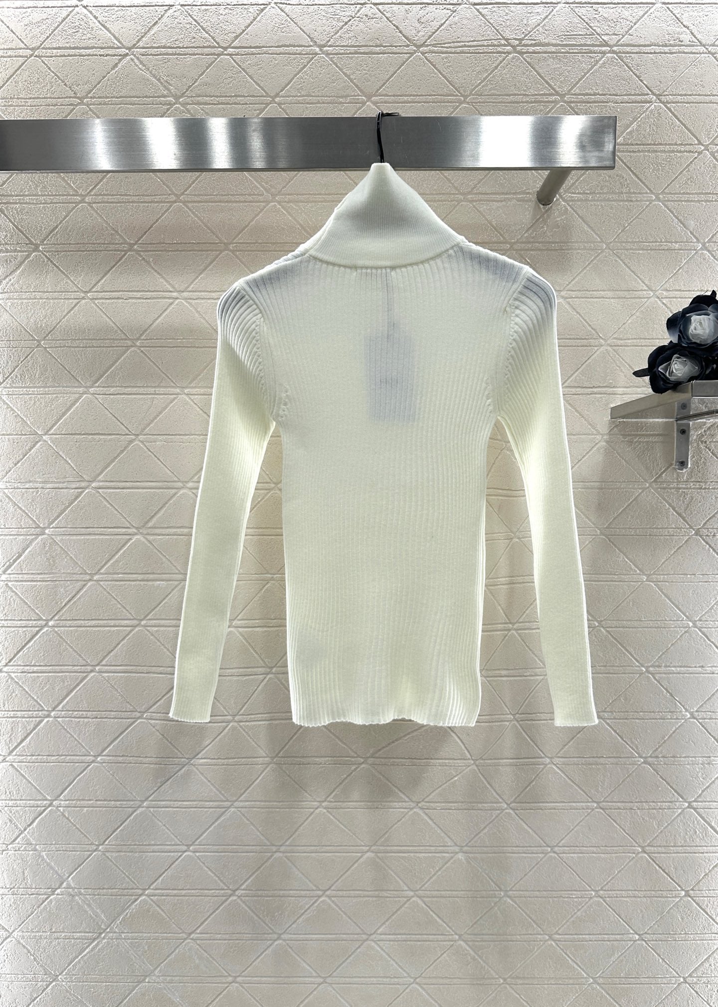 25fw Slim fit high neck base shirt