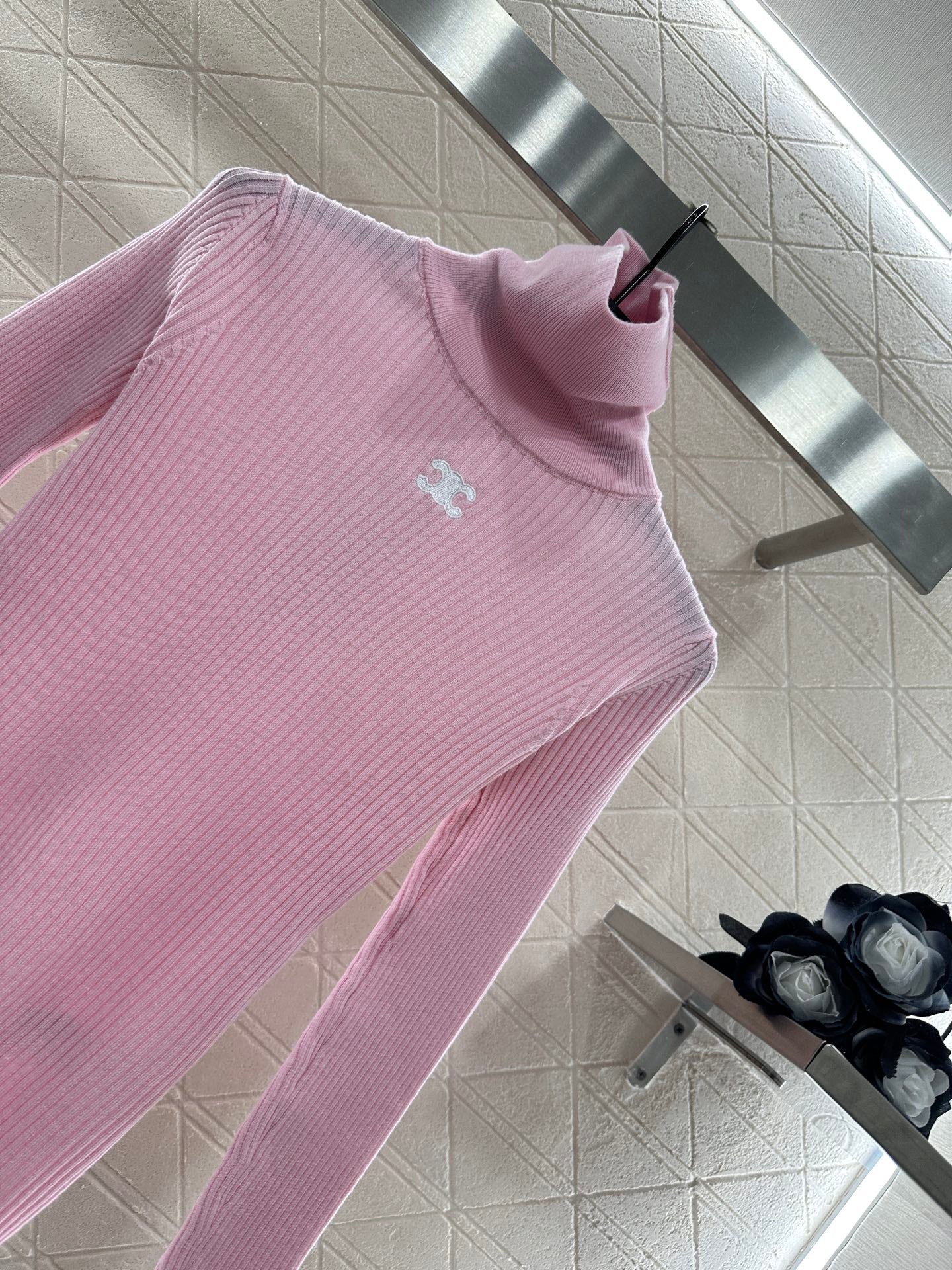25fw Slim fit high neck base shirt