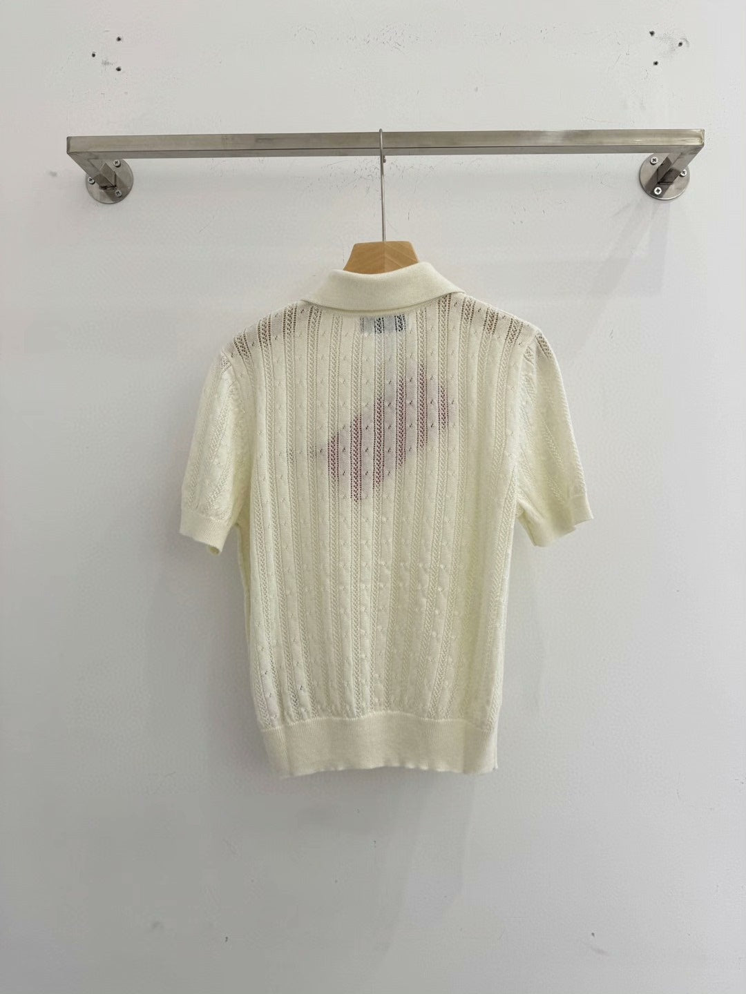 25ssPolo collar knit short sleeve top