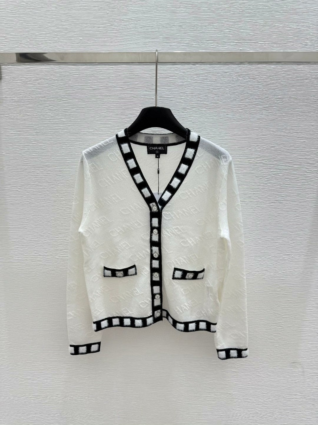 25 Spring and Autumn Sleeve Cardigan