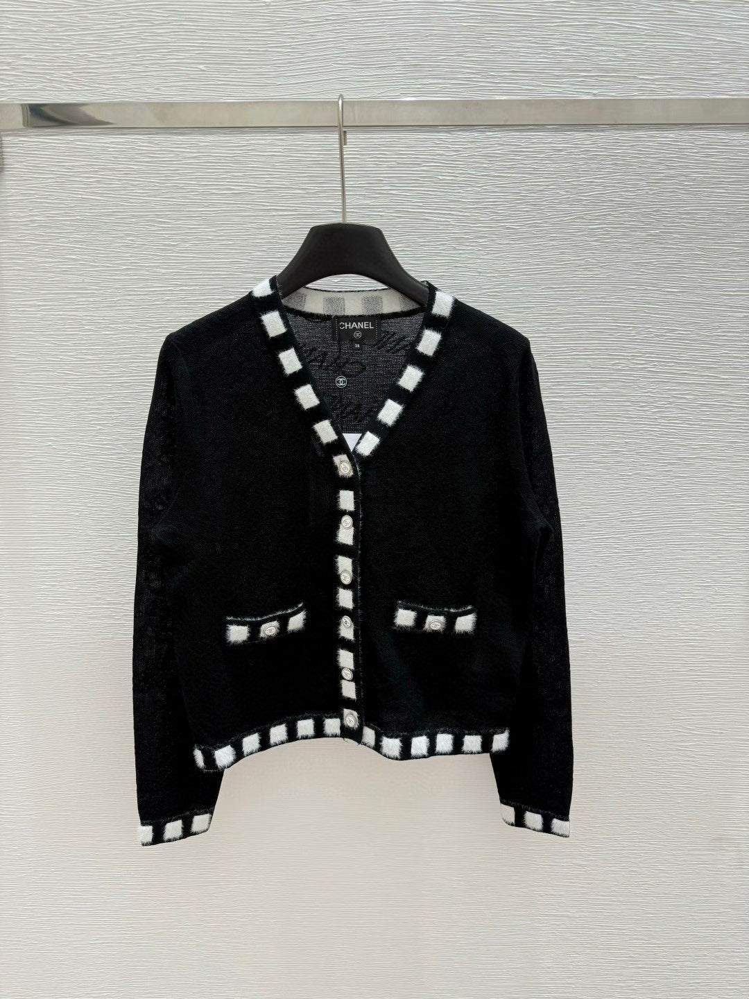 25 Spring and Autumn Sleeve Cardigan