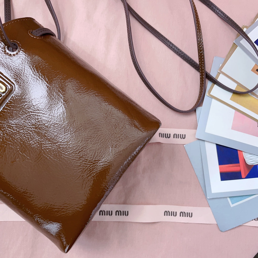 M 25 New mini bucket bag