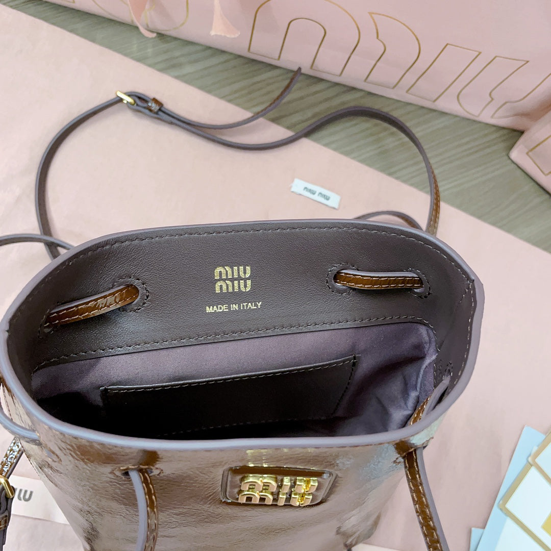 M 25 New mini bucket bag