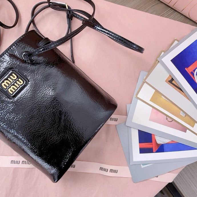 M 25 New mini bucket bag
