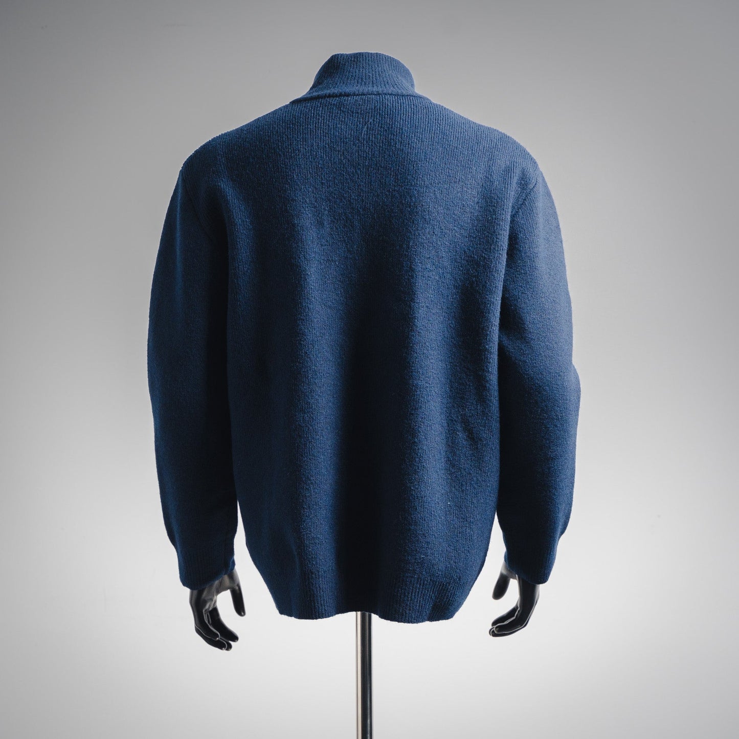 25 Knitted Zippered Long Cardigan