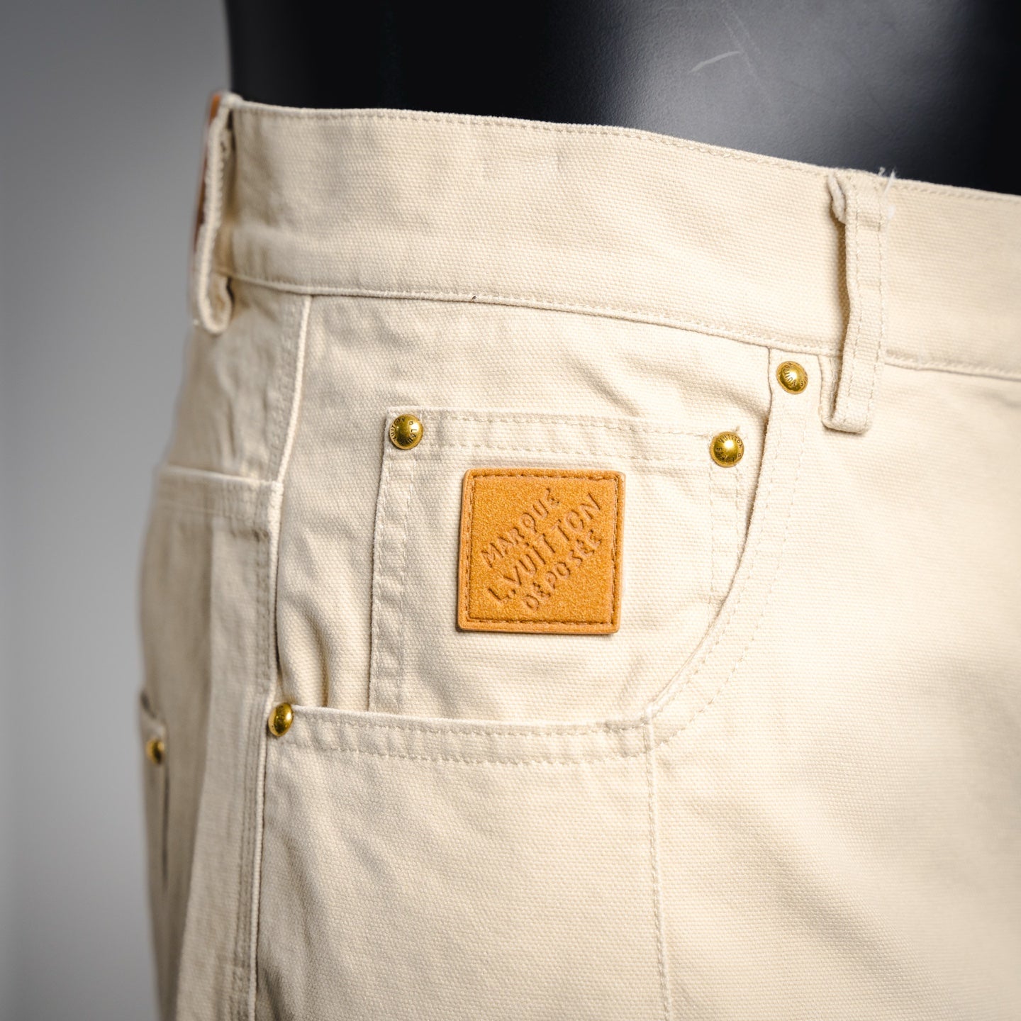 25 Straight-leg denim overalls with side pockets and zippers