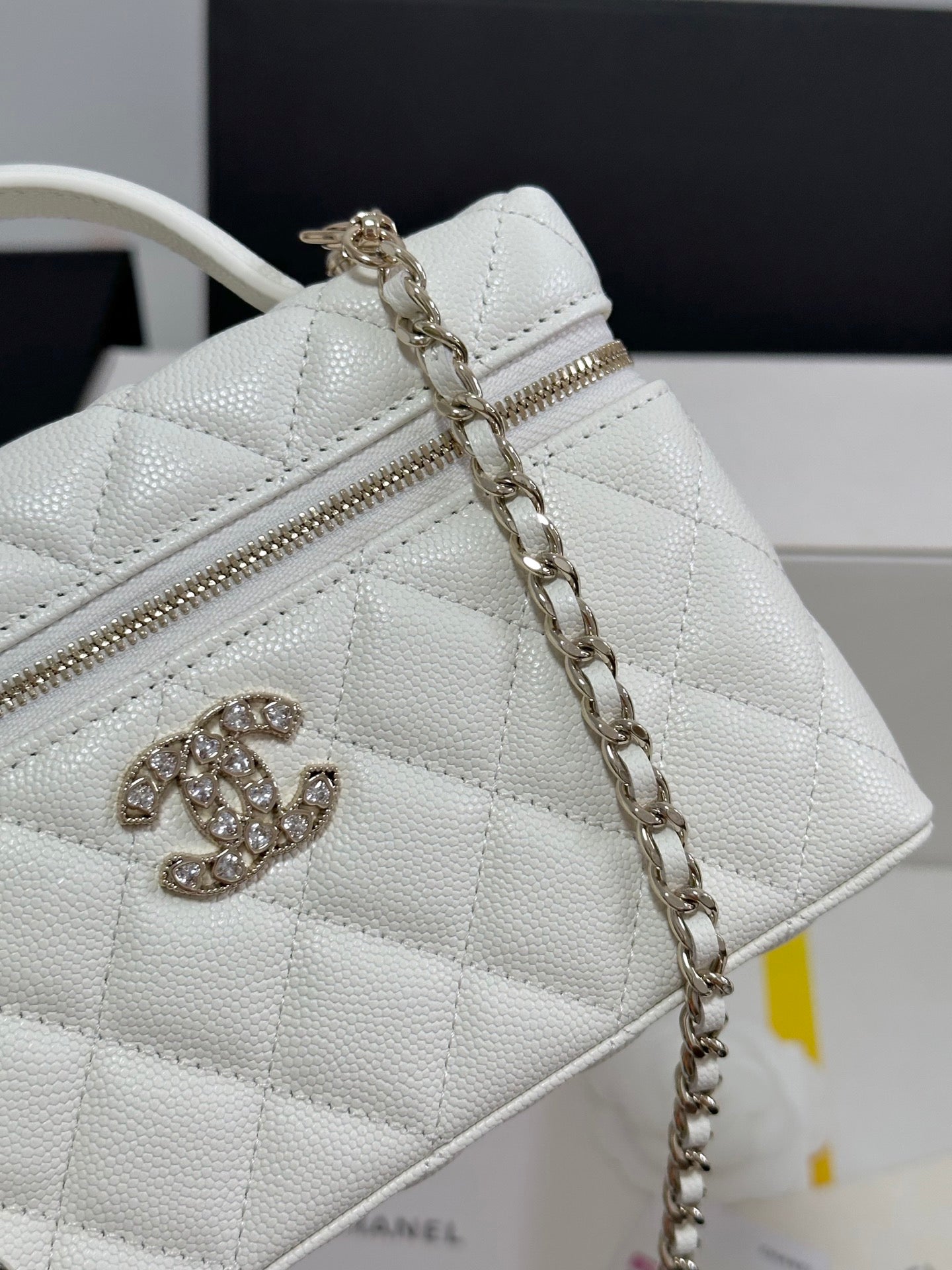 Handle Pack Box Pack-lambskin