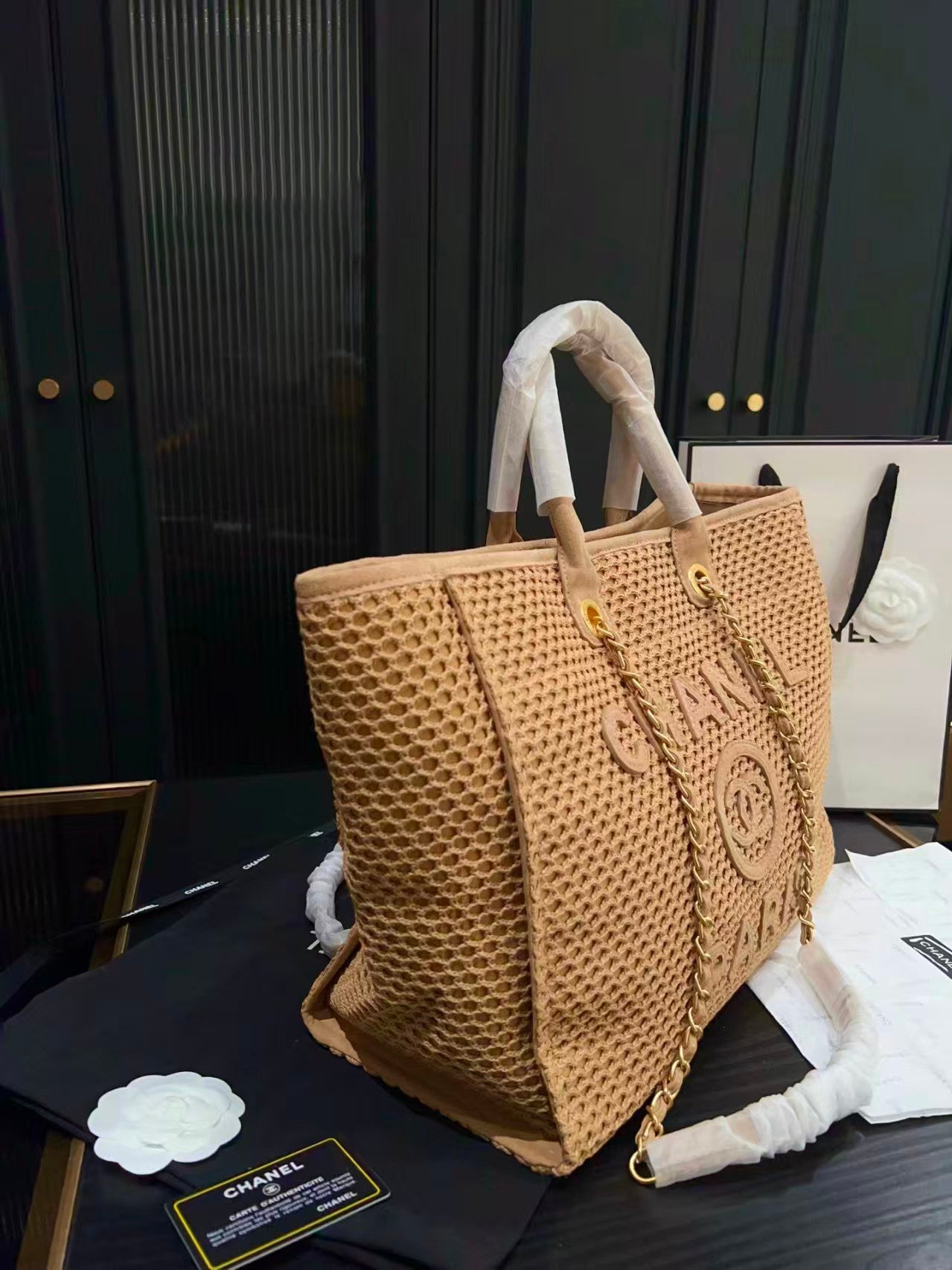 25 Deauville Tote Bag 34cm Beige Crochet Suede