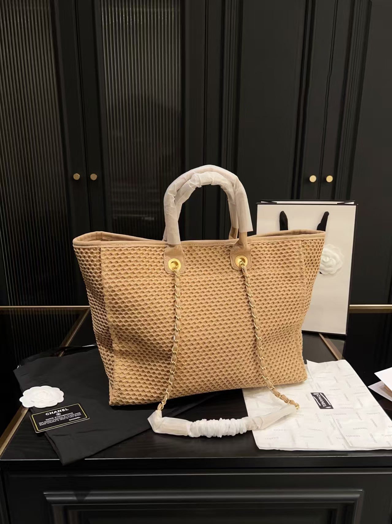 25 Deauville Tote Bag 34cm Beige Crochet Suede