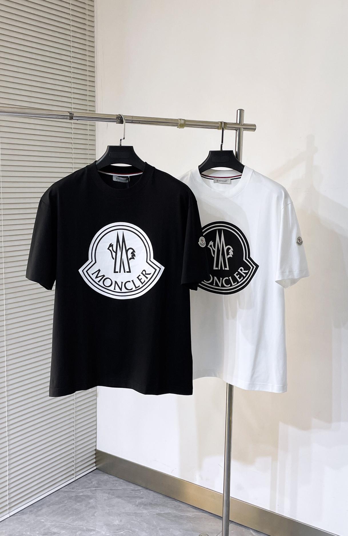 Spring/Summer new metal logo on chest t-shirt