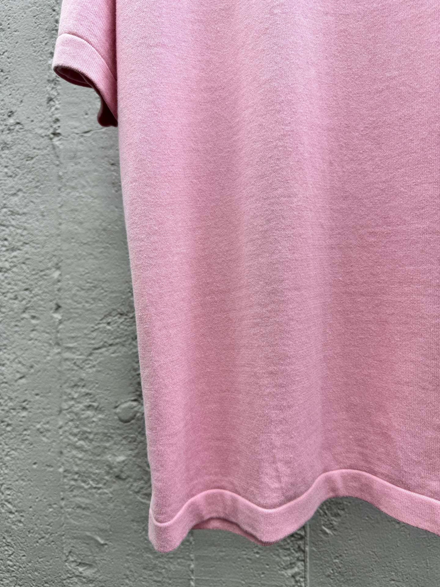 neon pin signature knitted t-shirt