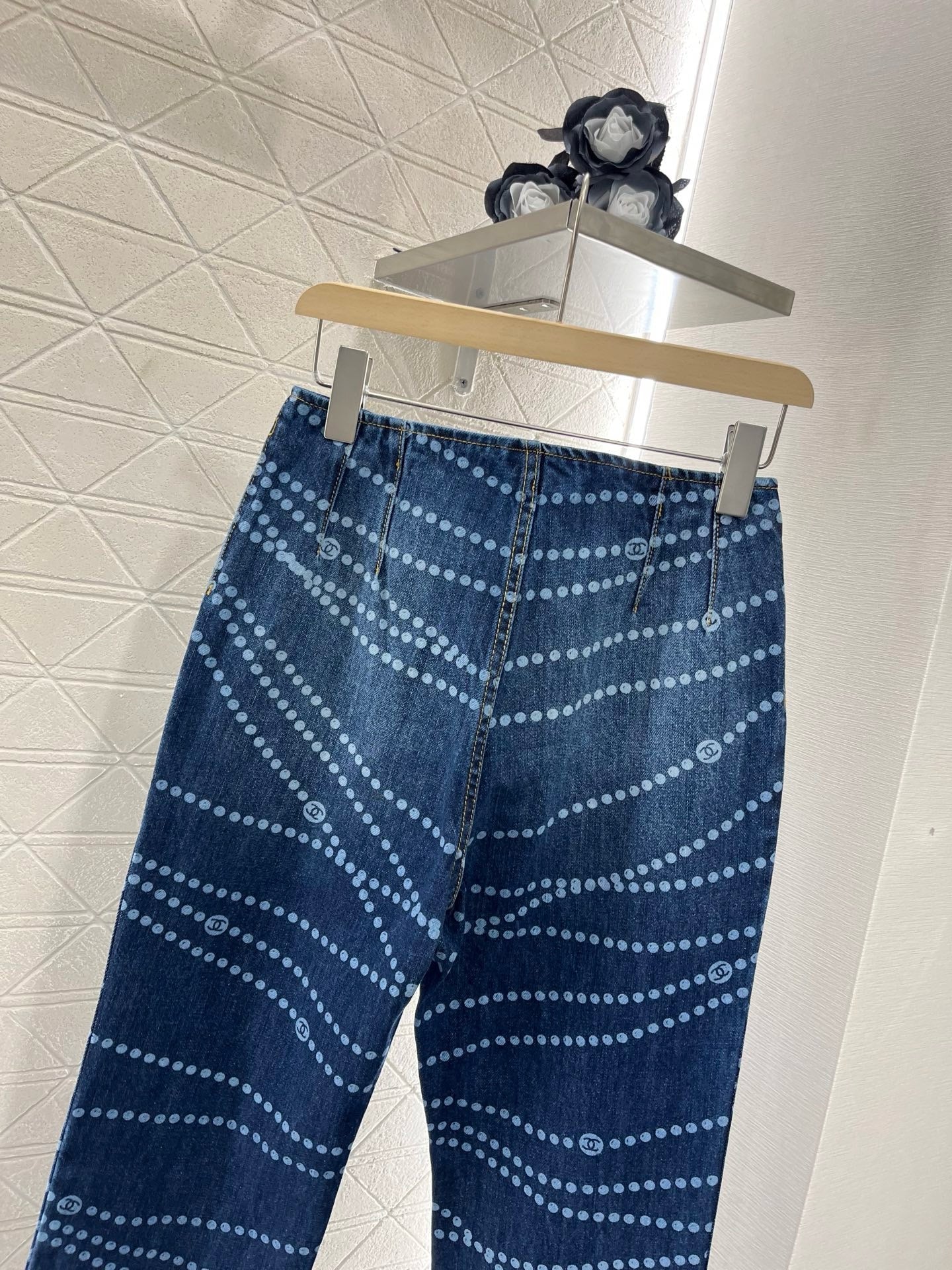 2025SS New Product Laser Pearl Chain Pocket Jeans