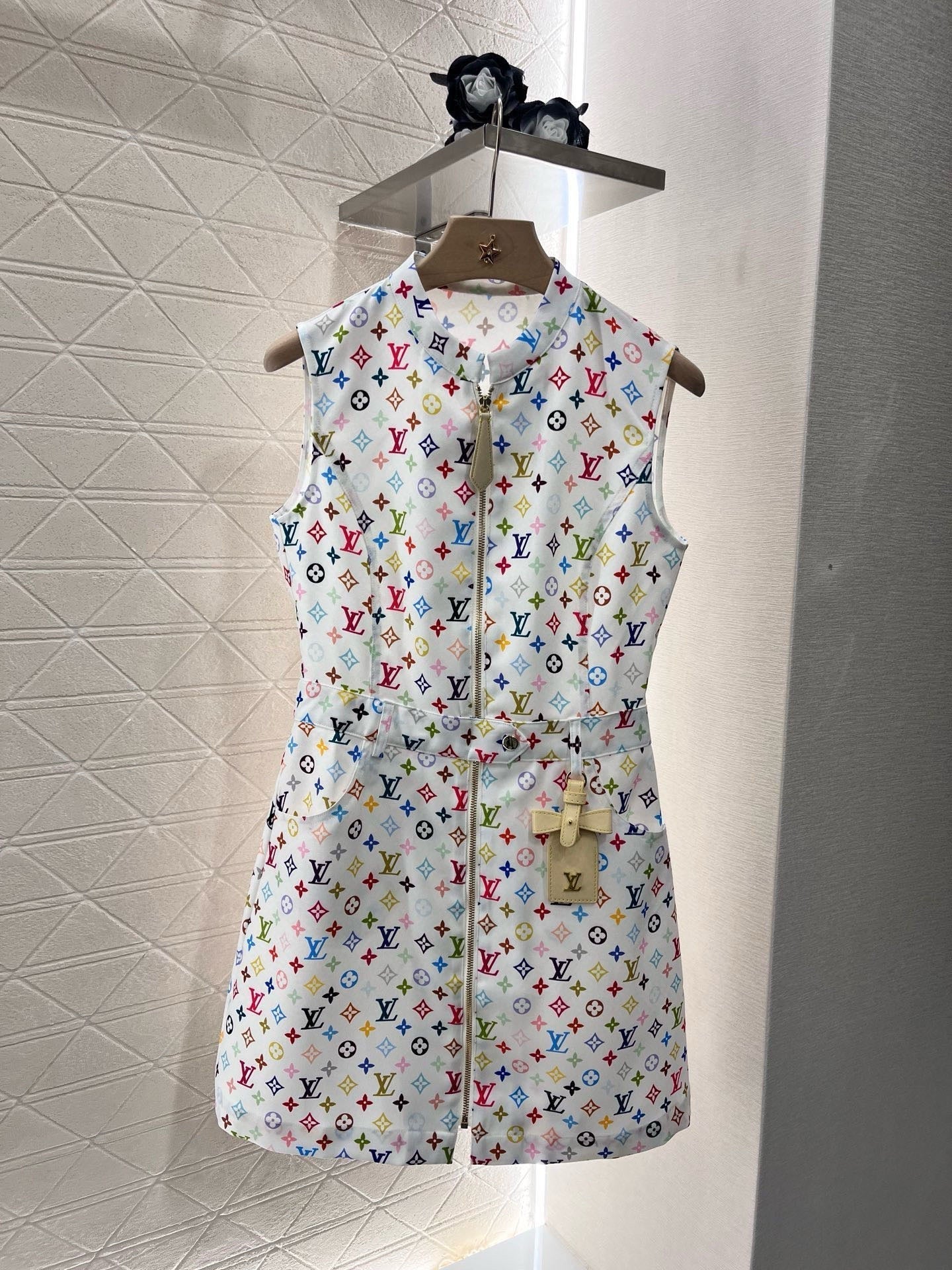 2025 New Sleeveless Dress