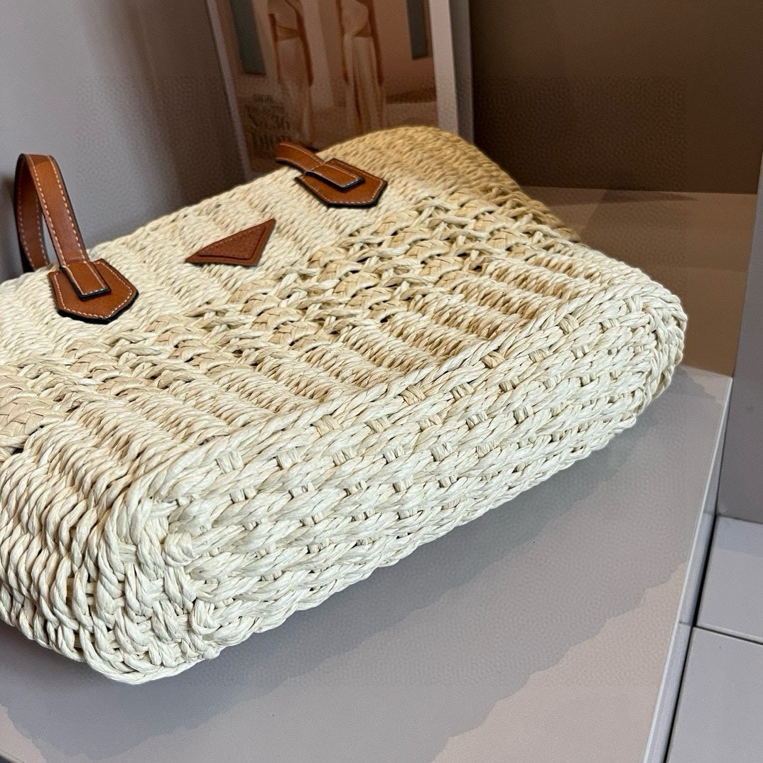 25 New Summer Raffia Hand-woven Bags