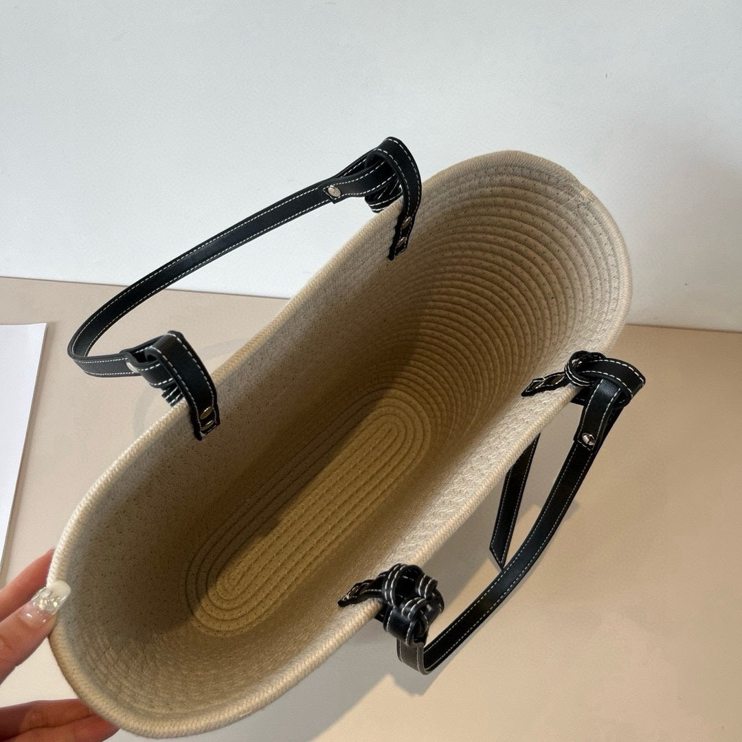 25 New Summer Woven Bags