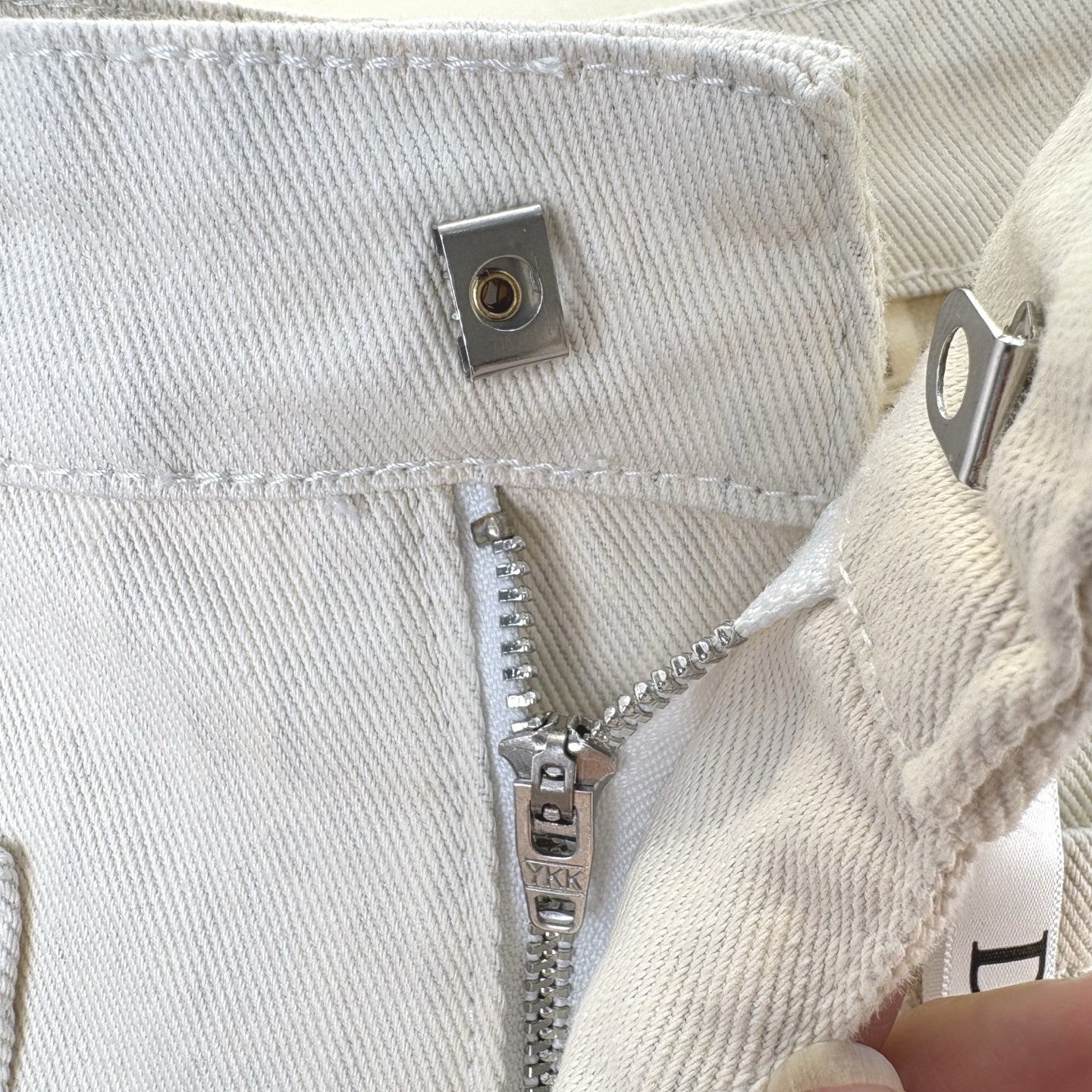 25 Spring and Summer New High-end Printed Rolled-up Shorts