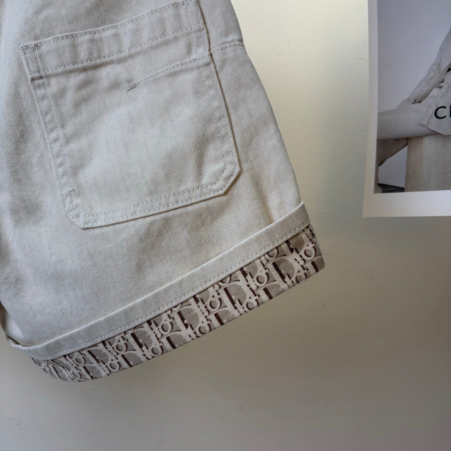 25 Spring and Summer New High-end Printed Rolled-up Shorts