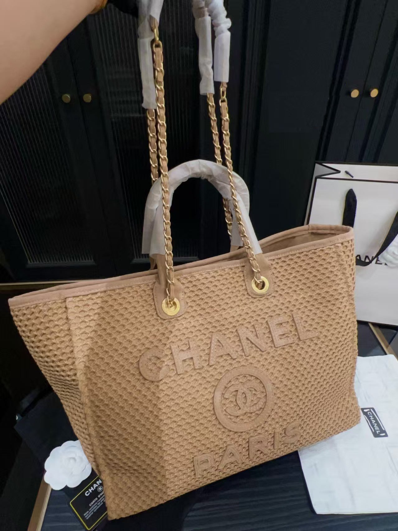 25 Deauville Tote Bag 34cm Beige Crochet Suede