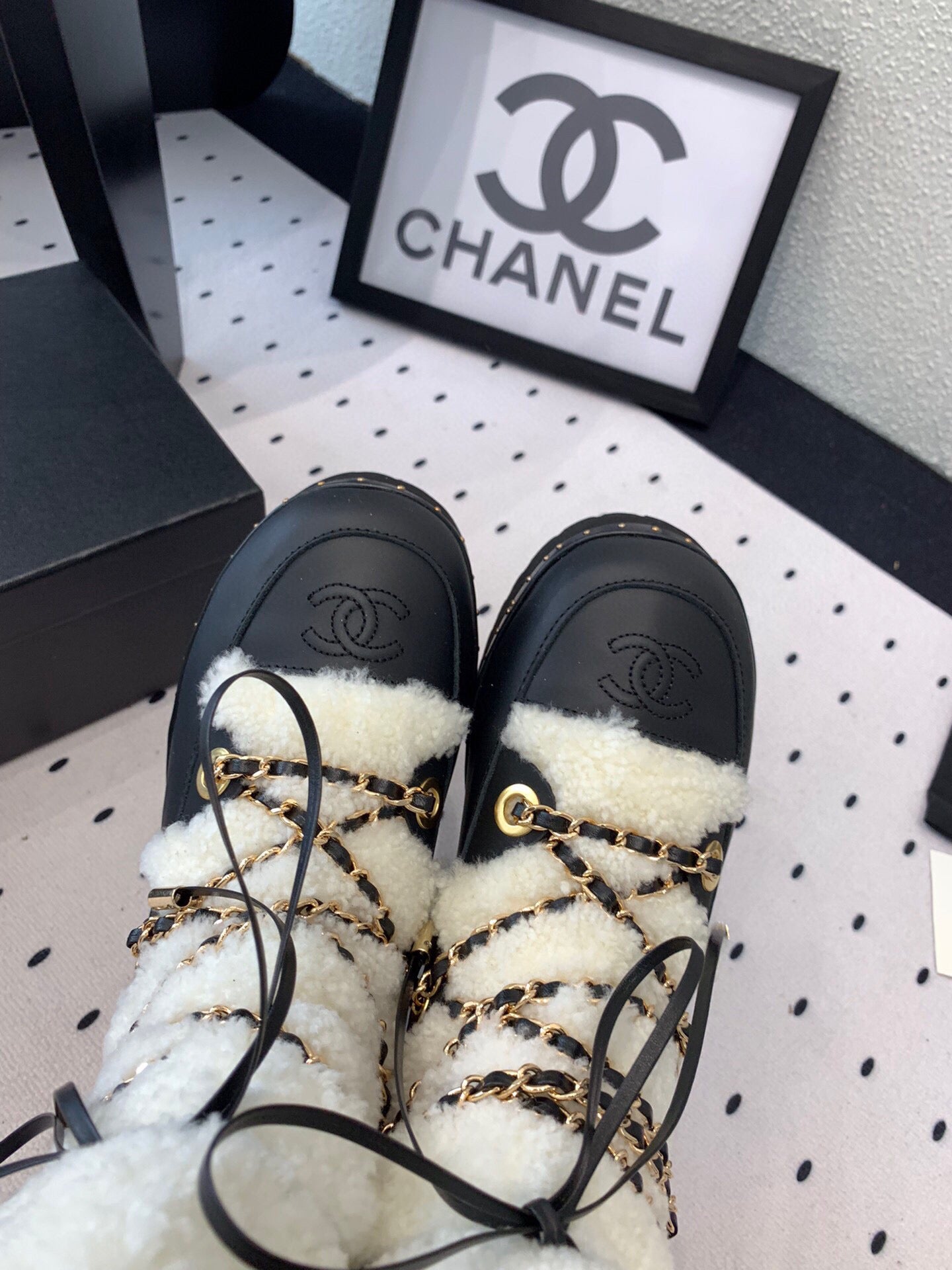 25 Classic snow boots