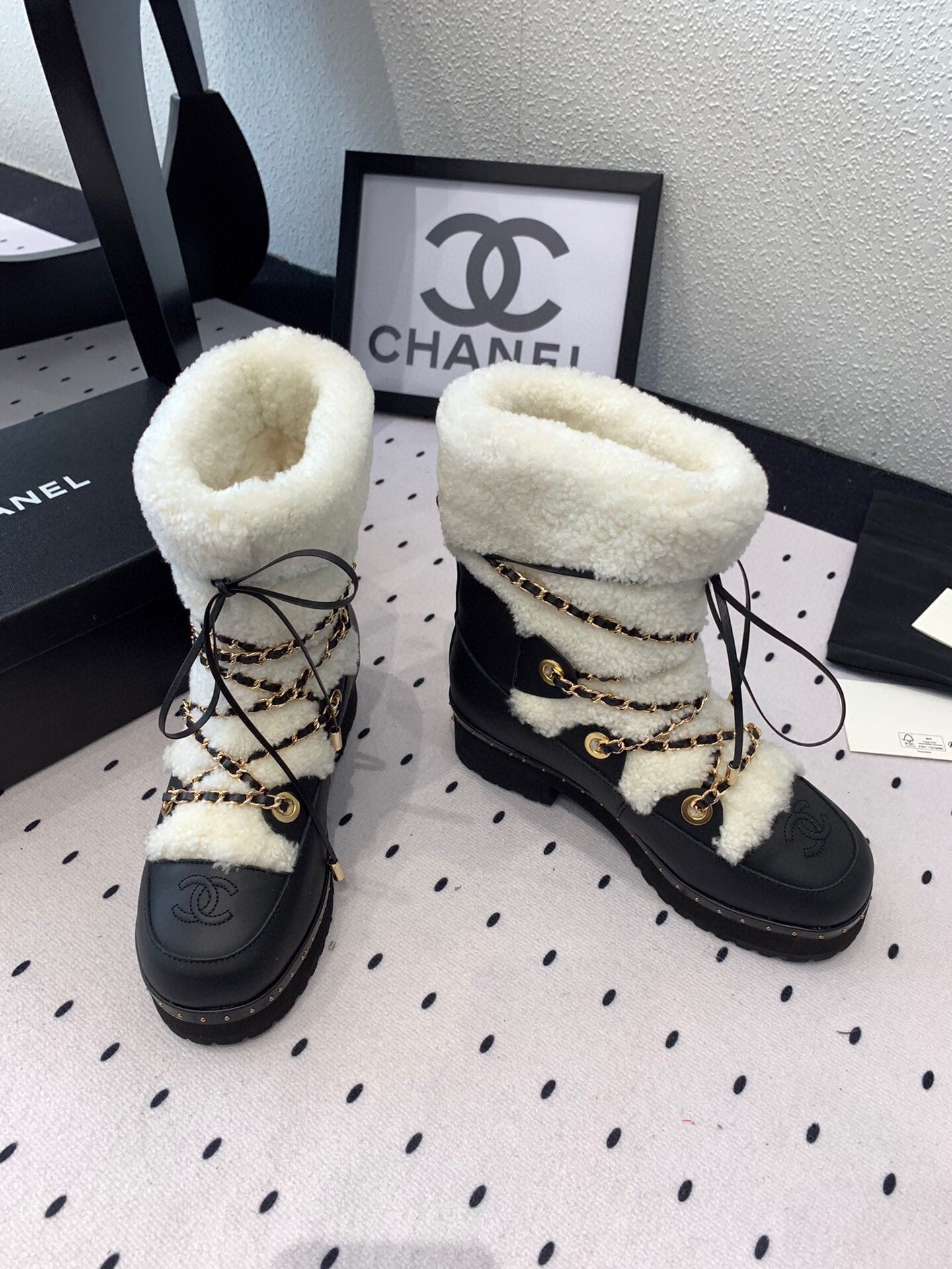 25 Classic snow boots