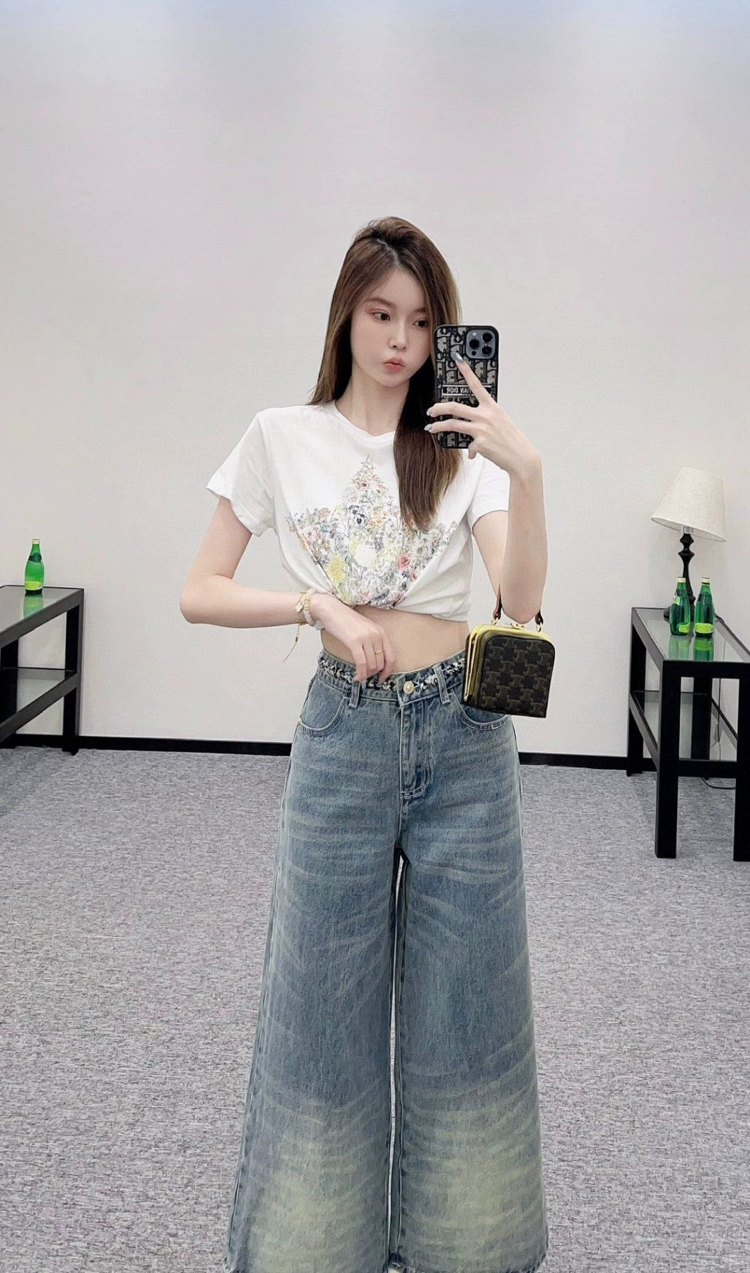 25 new high waist white pleated denim cropped pants