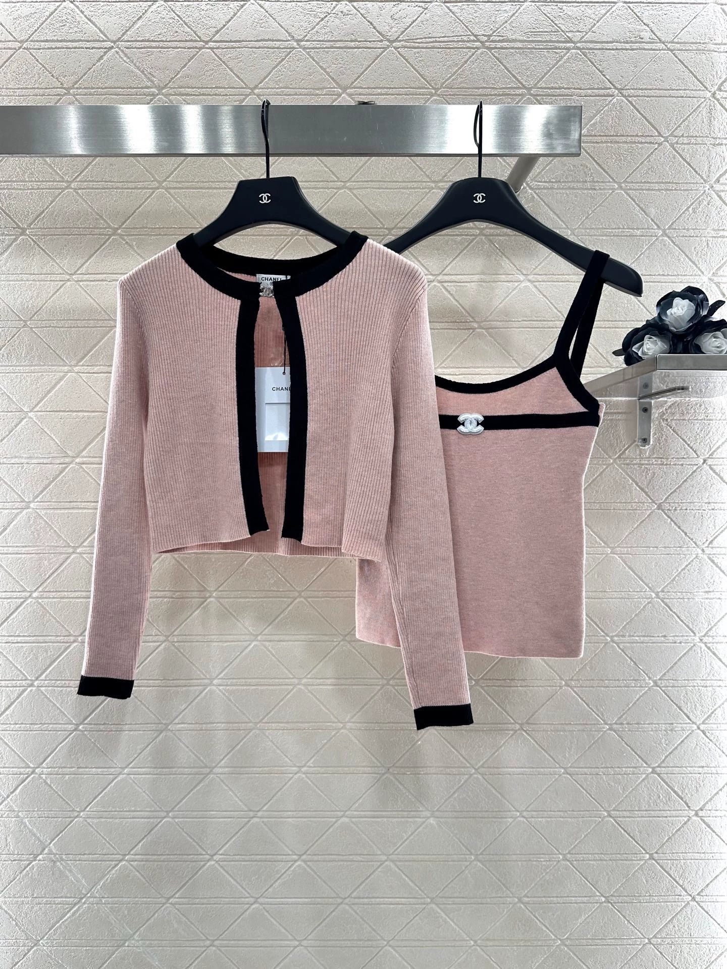 25fw Strap knit cardigan