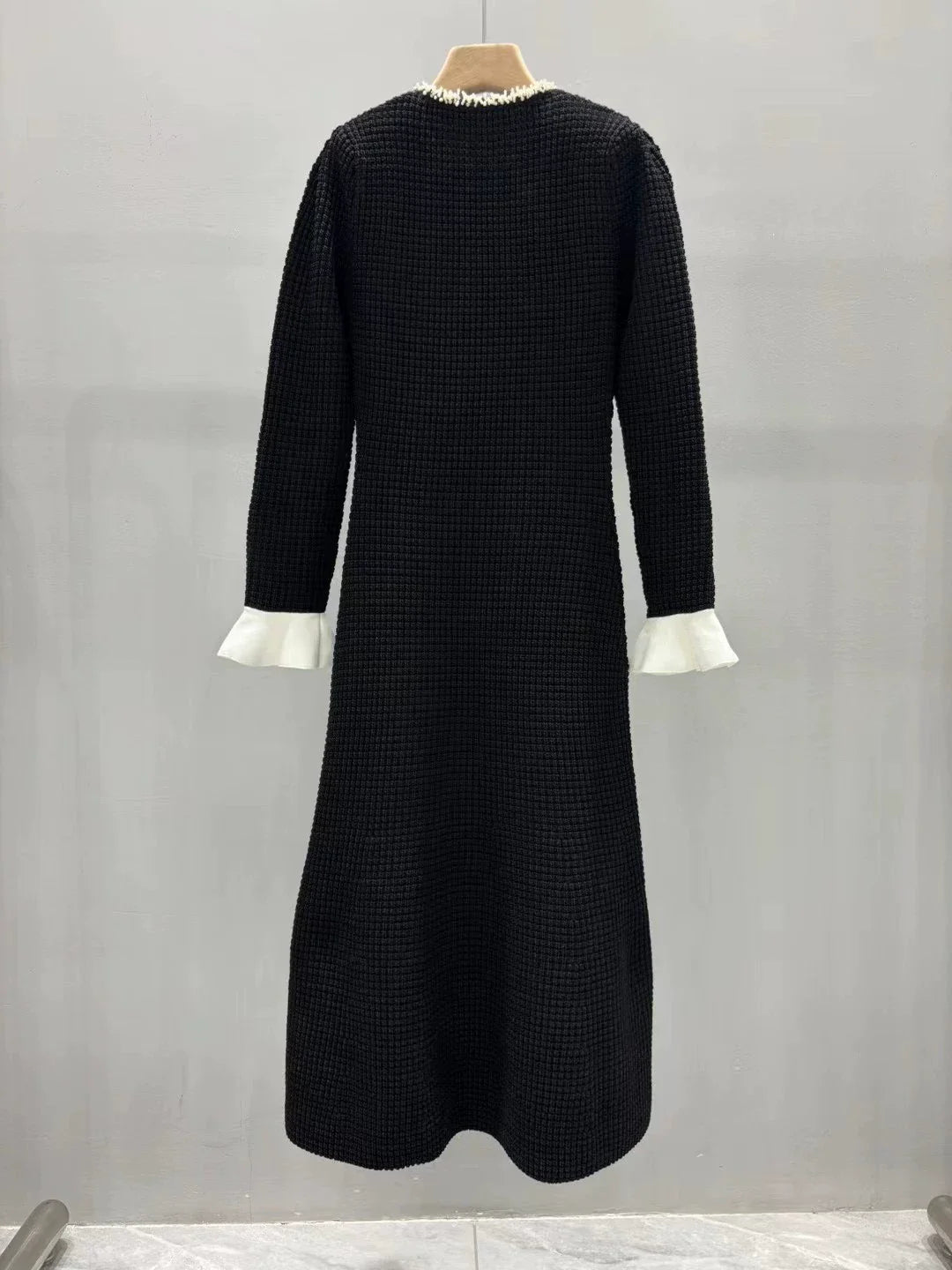 25fw Pearl Knitted Dress
