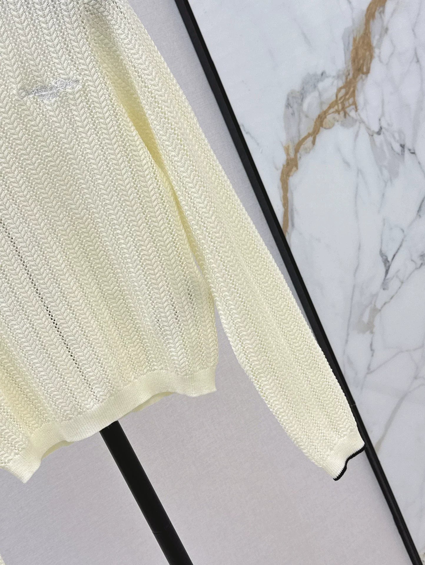 25fw Long sleeved knitted sweater