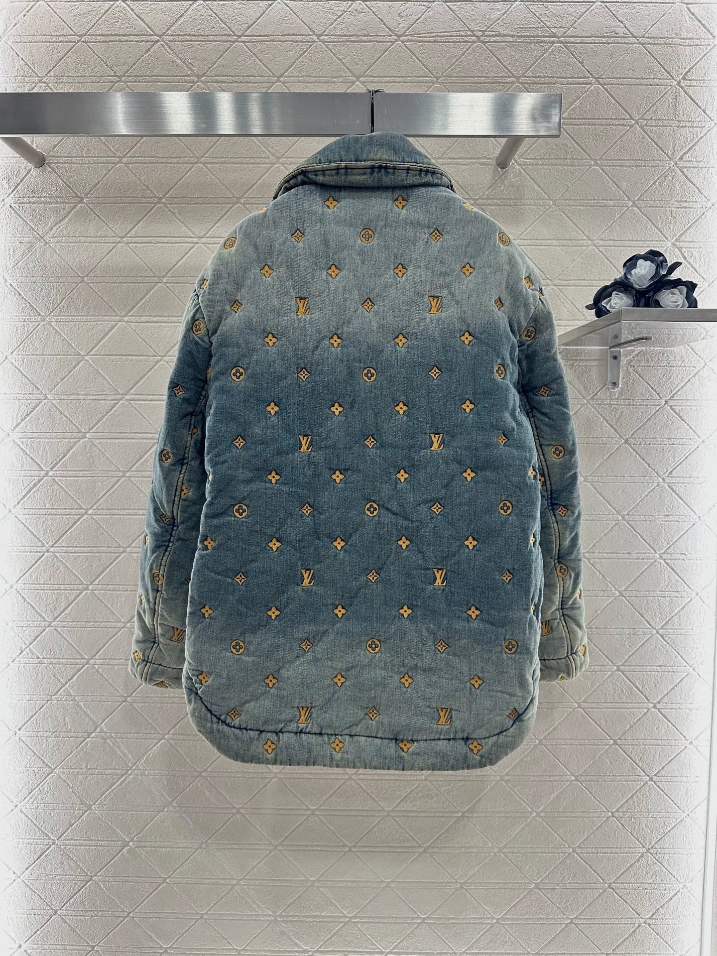 L 25 jacquard padded denim jacket