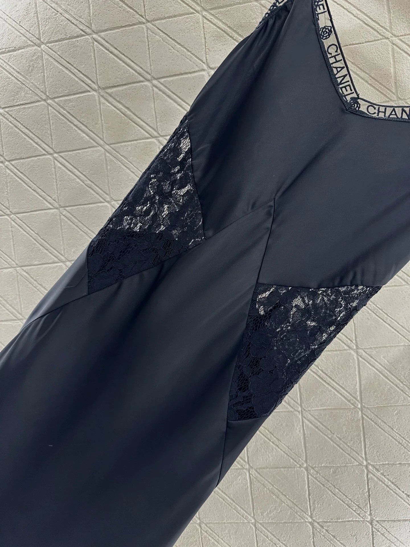 25 Lace hollow suspender dress
