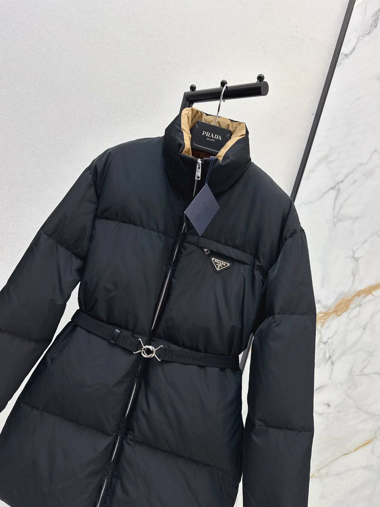 25fw Triangular decoration stand collar mid length down jacket