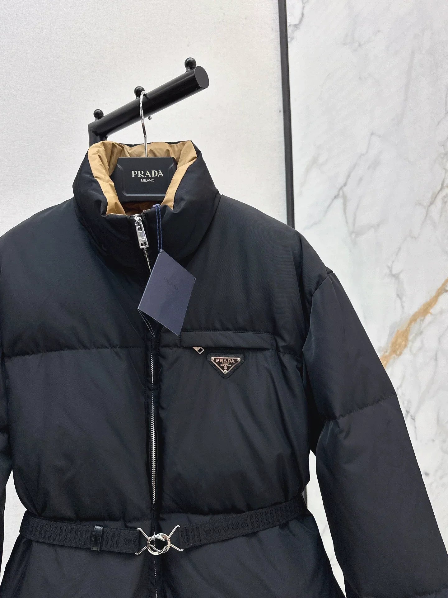 25fw Triangular decoration stand collar mid length down jacket
