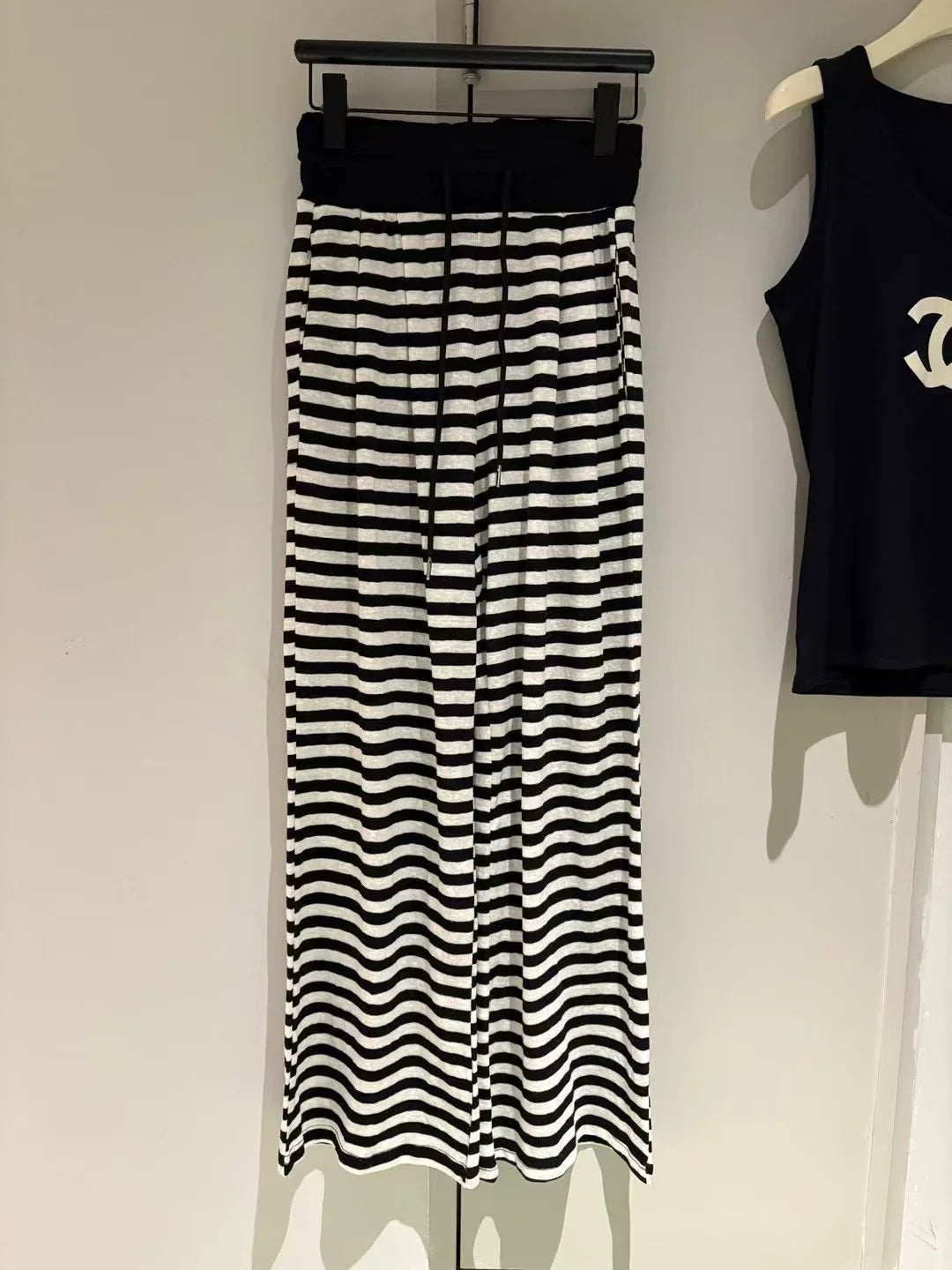 25 Summer new vest + striped pants suit
