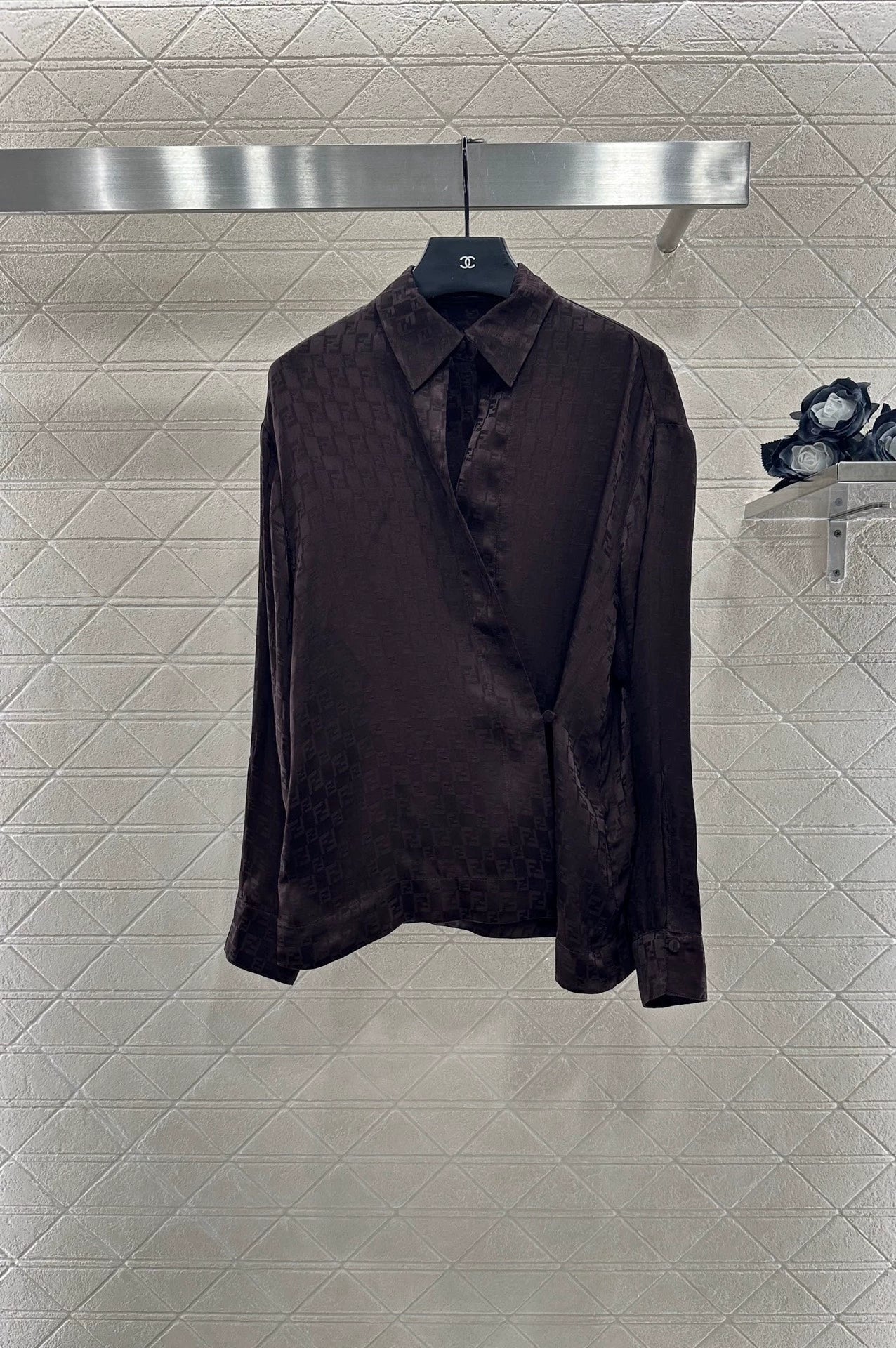 25 Jacquard Cross Collar Shirt Half Skirt Set