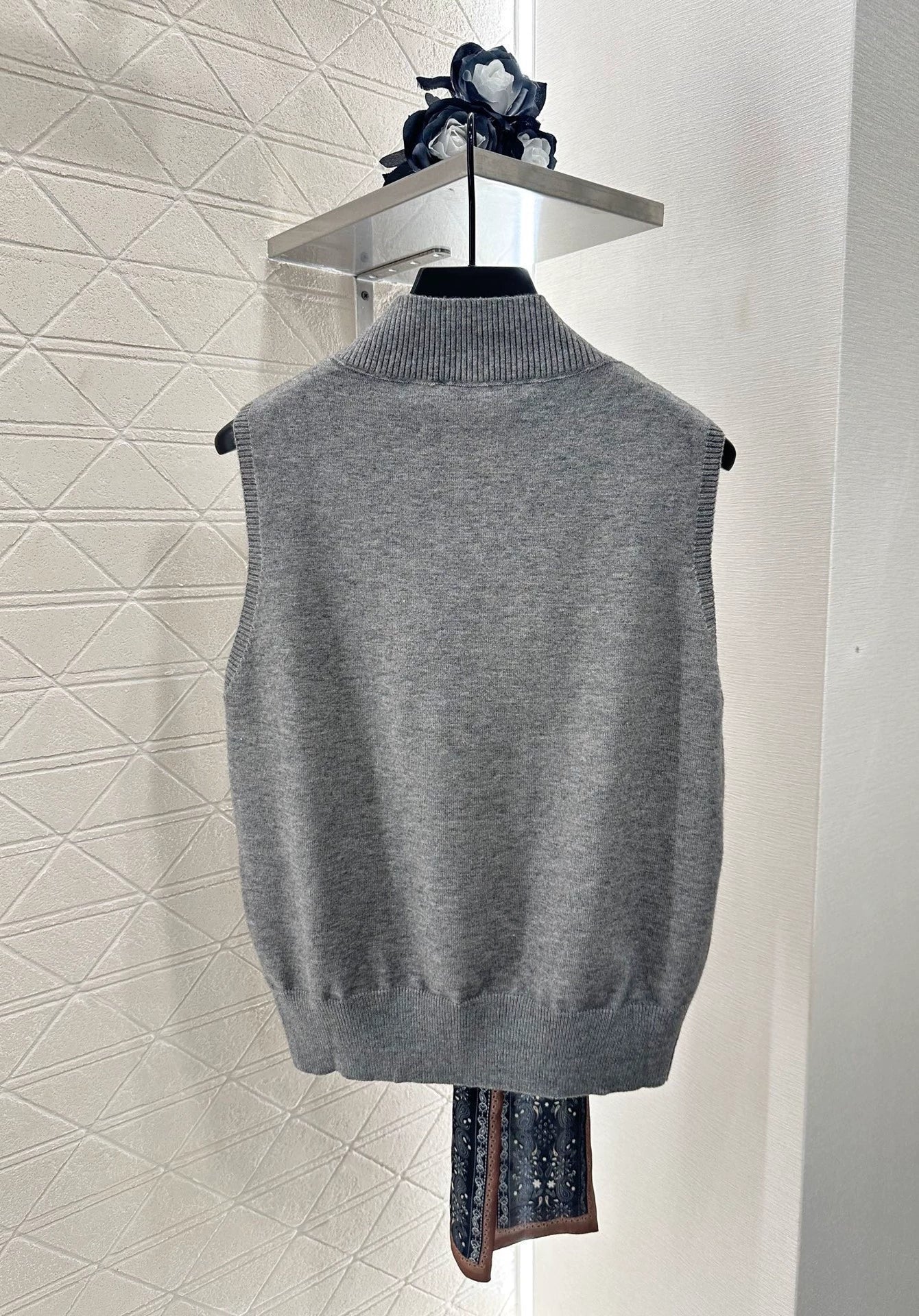 25 Scarf Knit Vest