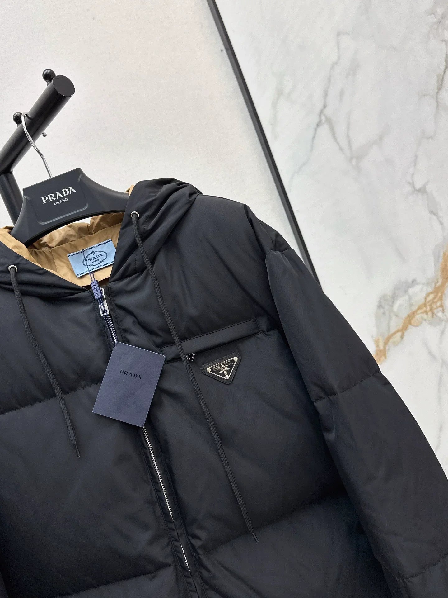 25fw Triangular decoration hooded down jacket