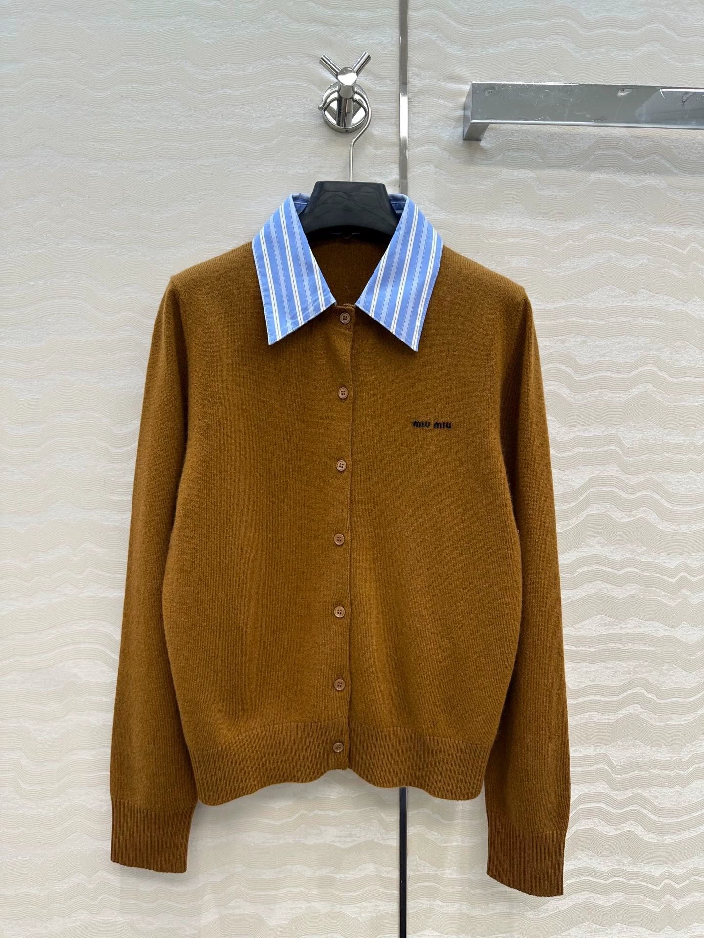 25 Detachable shirt collar design cashmere cardigan