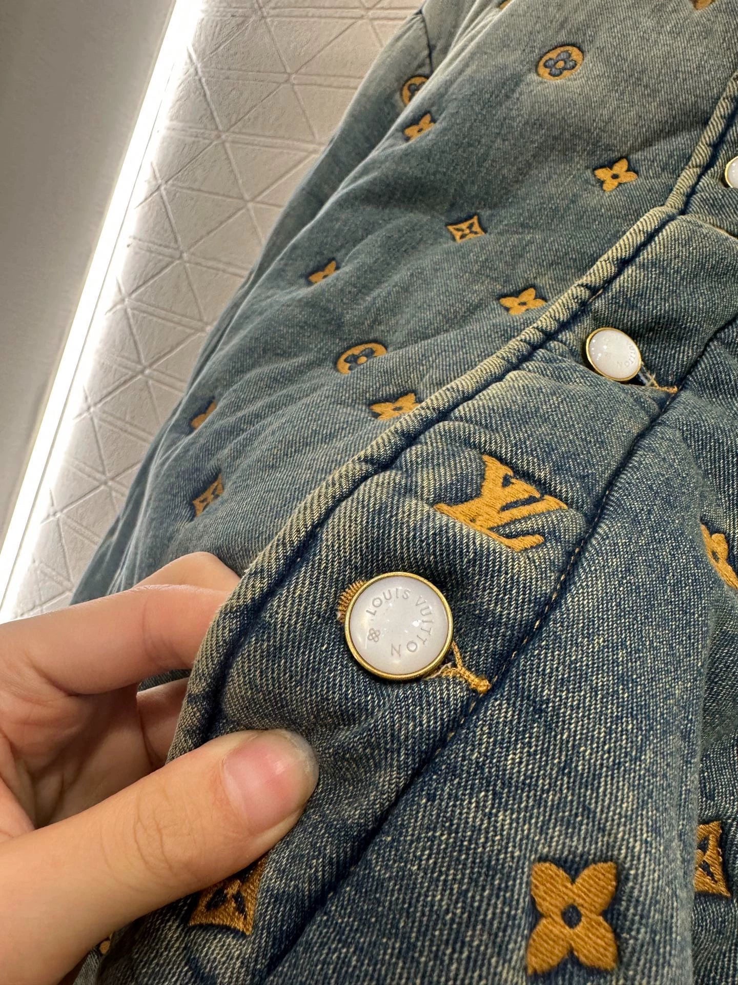 L 25 jacquard padded denim jacket