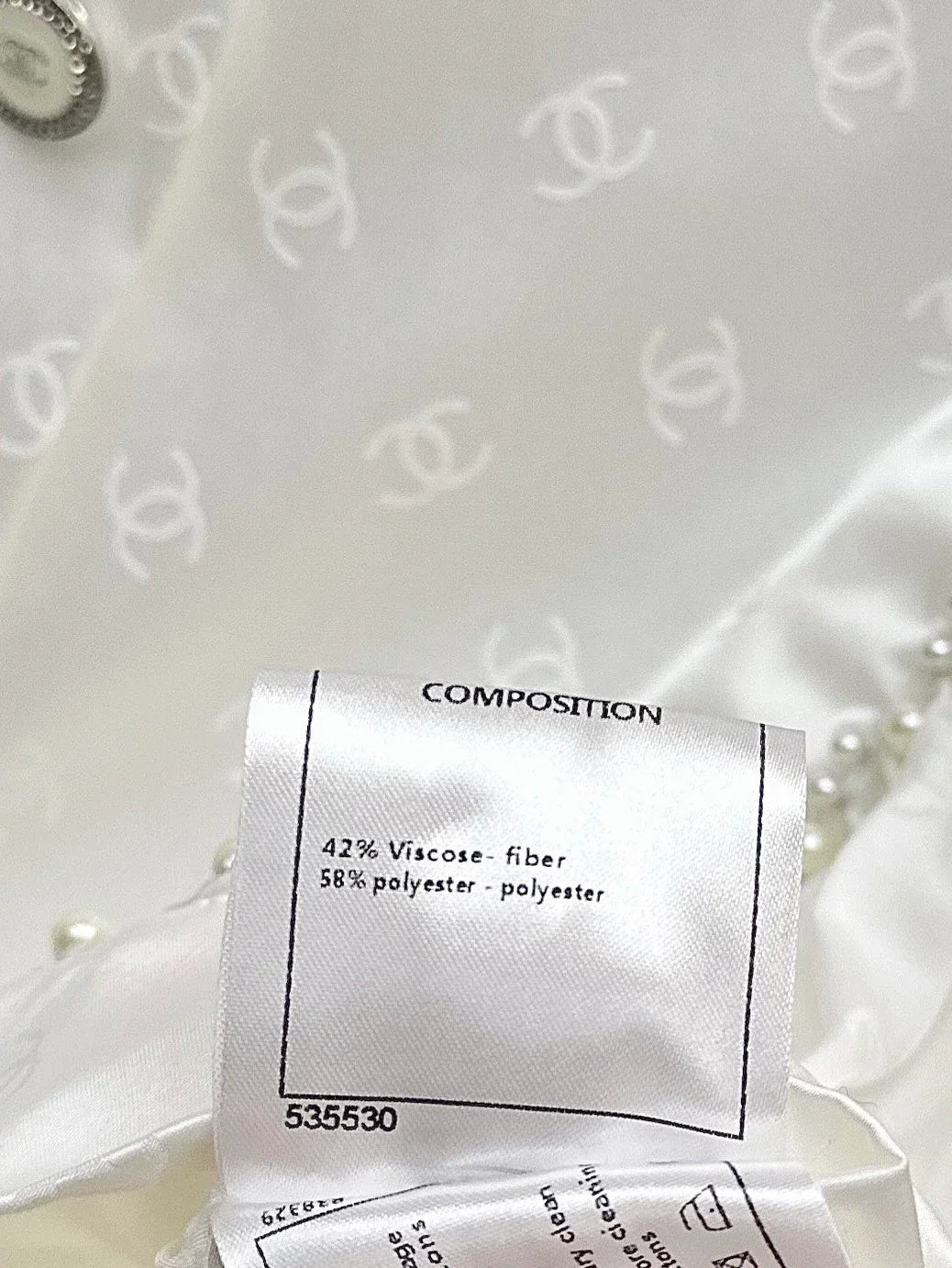 25fw Pearl trimmed shirt