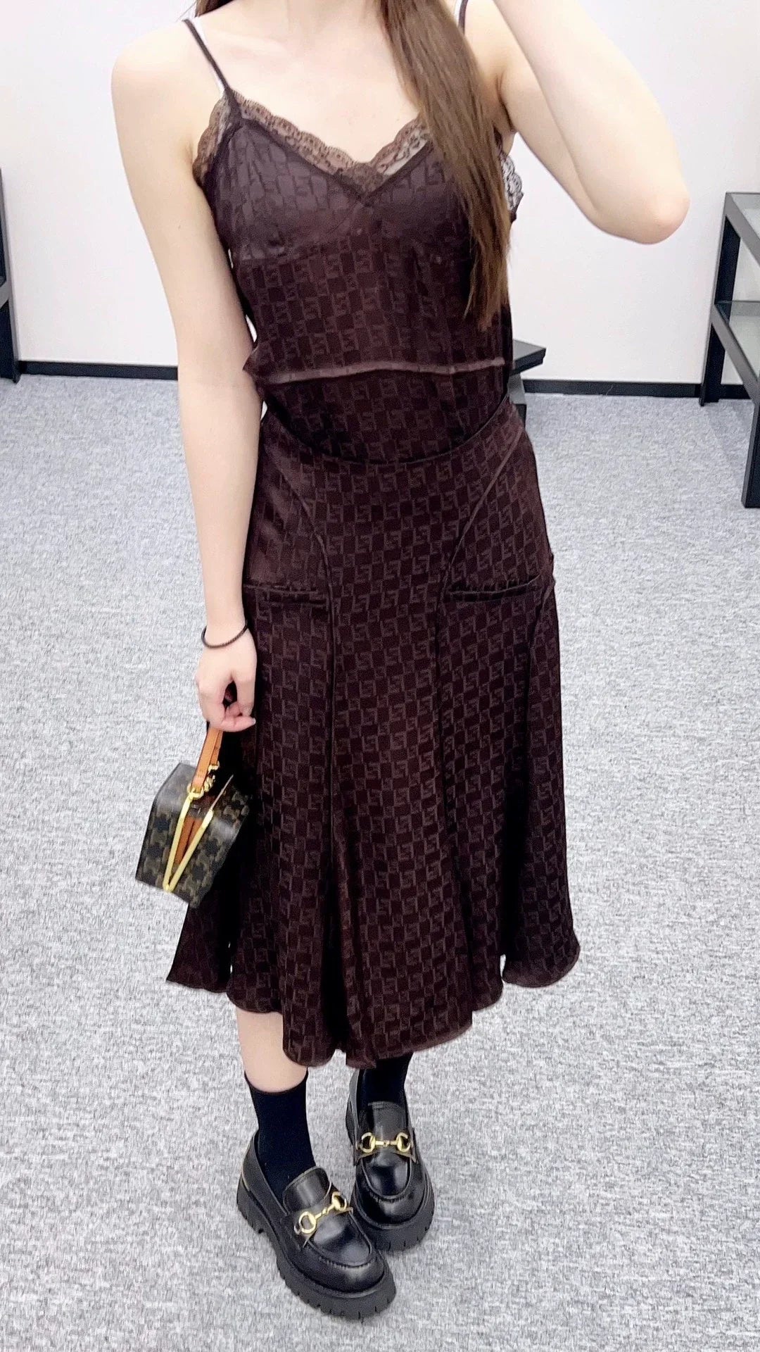 25 Jacquard lace camisole half skirt set