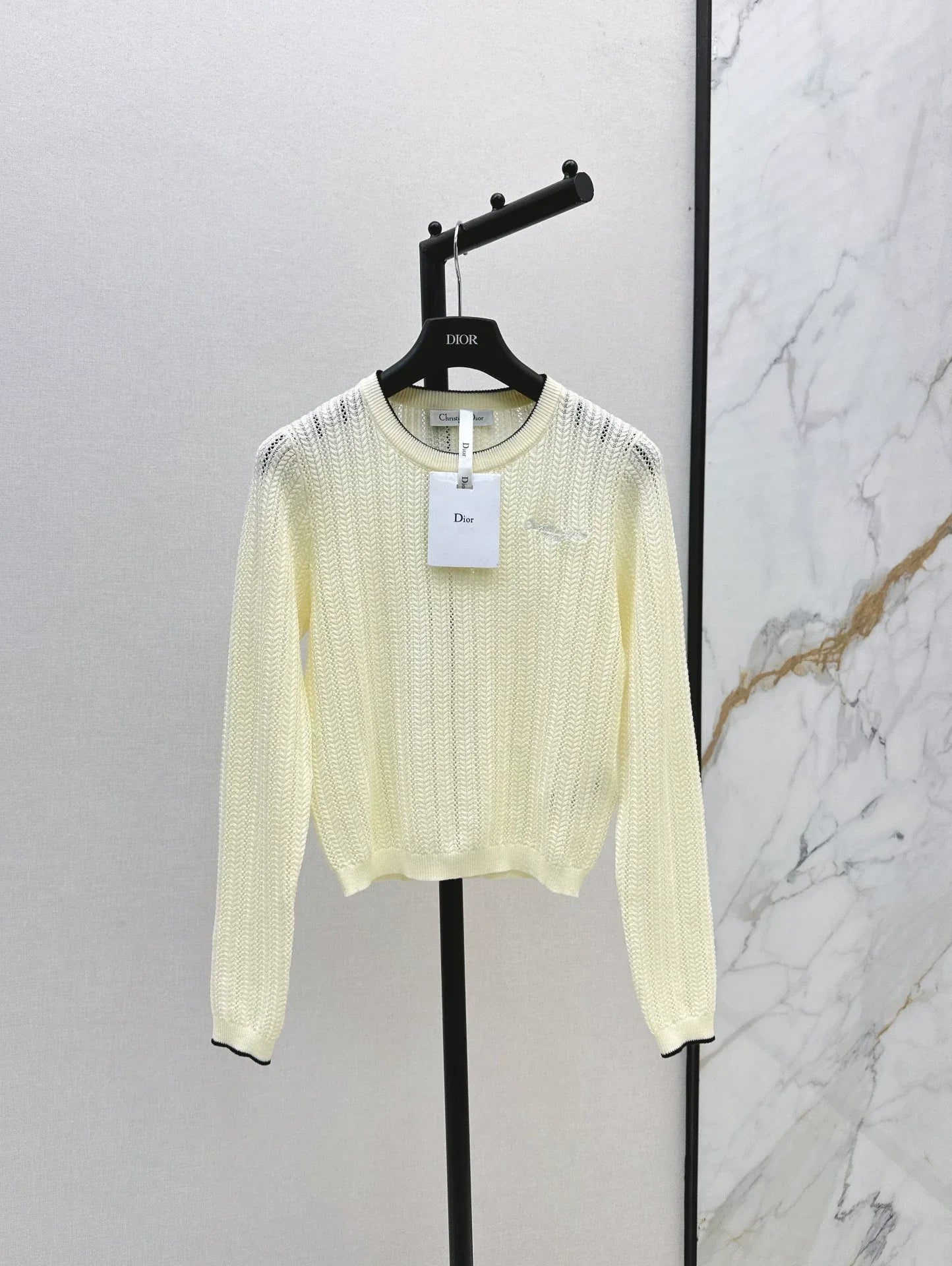 25fw Long sleeved knitted sweater
